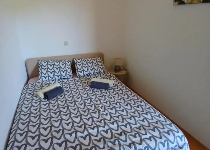 Two Bedroom With Balcony A2 Kampor